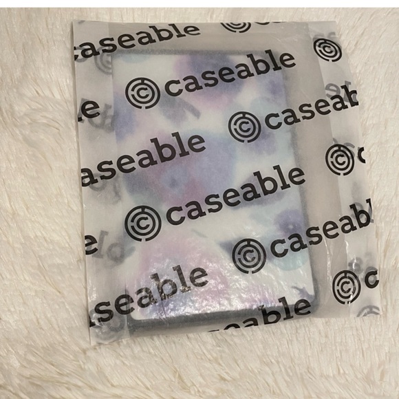 Beautiful Caseable Kindle Fire 8 Tablet Smart Case in Watercolour Flowers Blue. - Picture 9 of 9